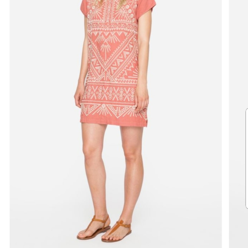 Johnny was COLETTE PEASANT TUNIC🧡
